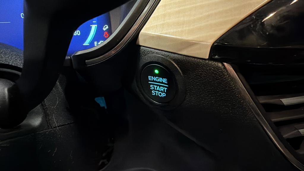 Used 2021 Ford Escape Titanium w/ Titanium Elite Package image 21