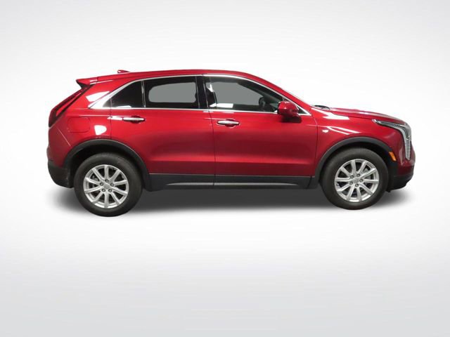 Certified 2023 Cadillac XT4 Luxury w/ Cold Weather Package FWD image 7