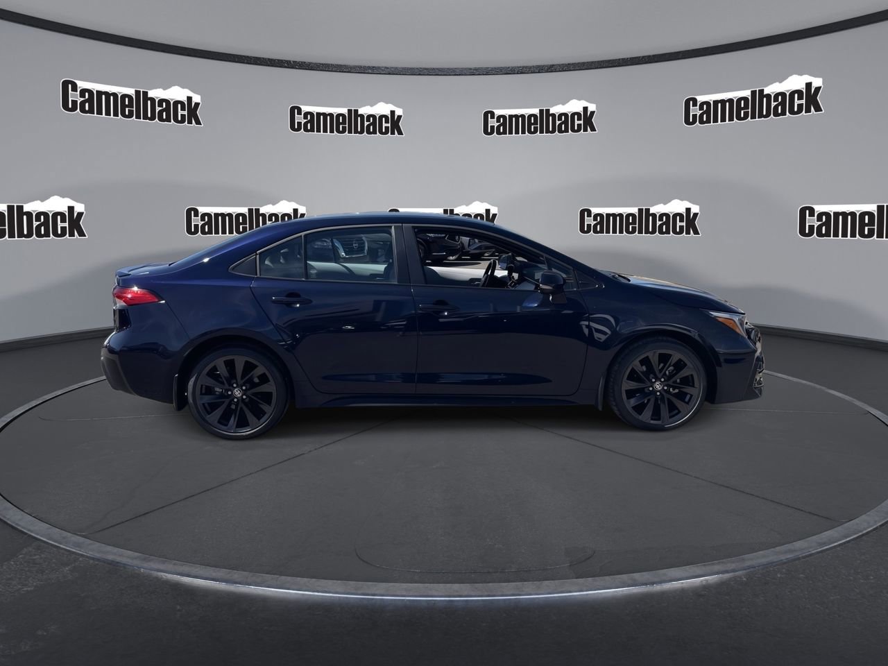 Used 2023 Toyota Corolla SE w/ Carpet Mat Package (TMS) image 8