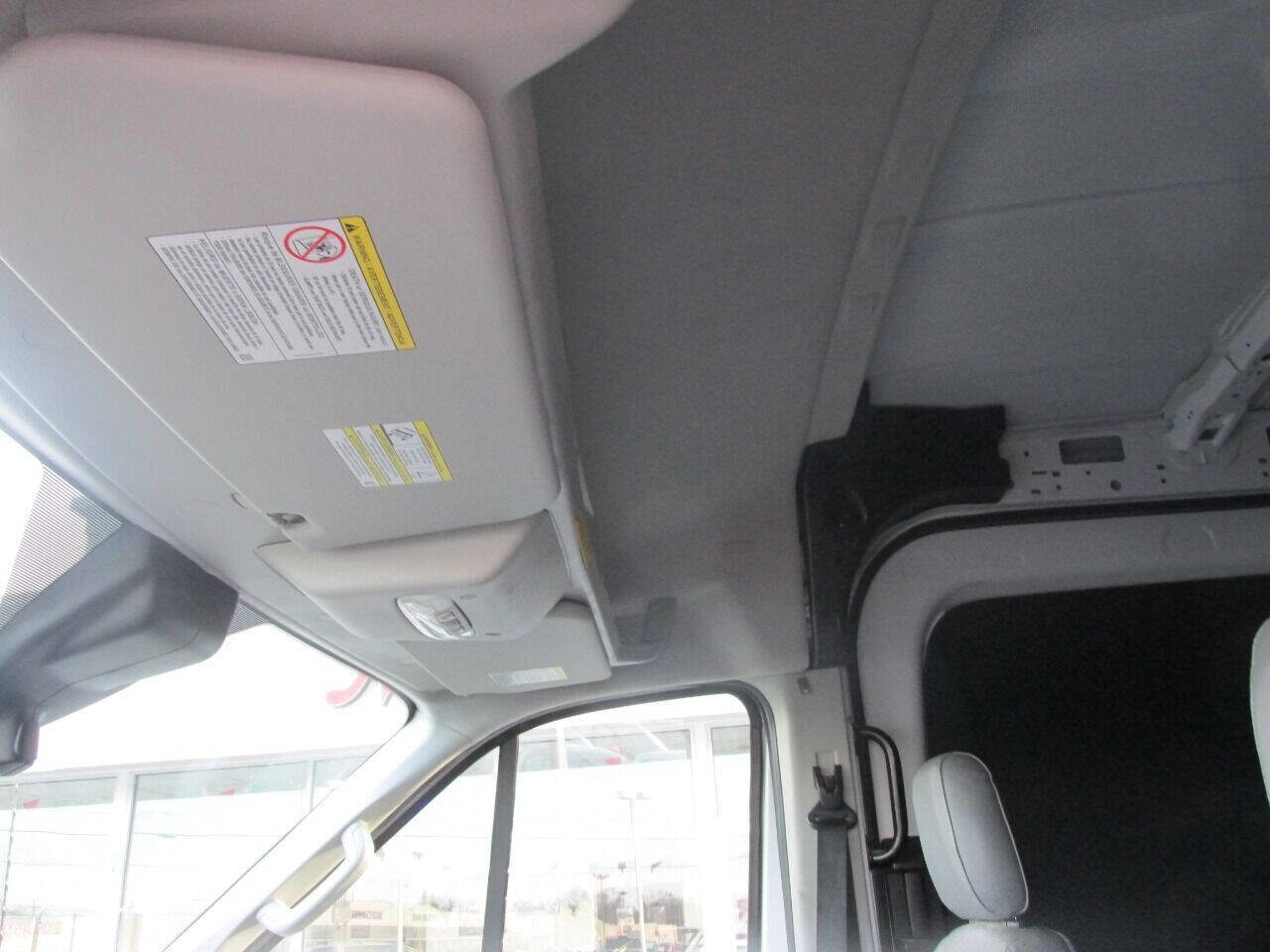 Used 2018 Ford Transit 250 148 Medium Roof image 13