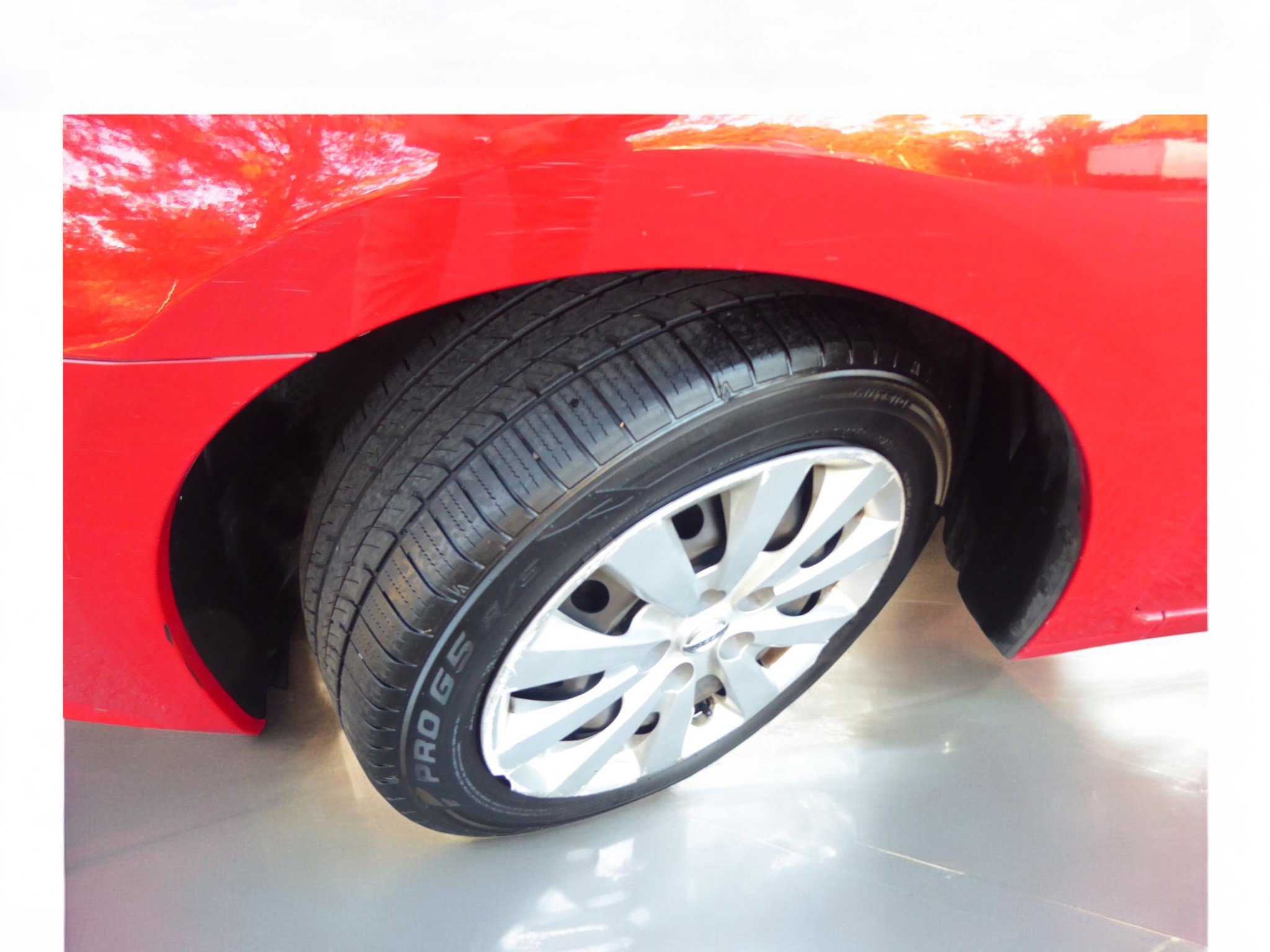 Used 2017 Nissan Sentra SV image 3