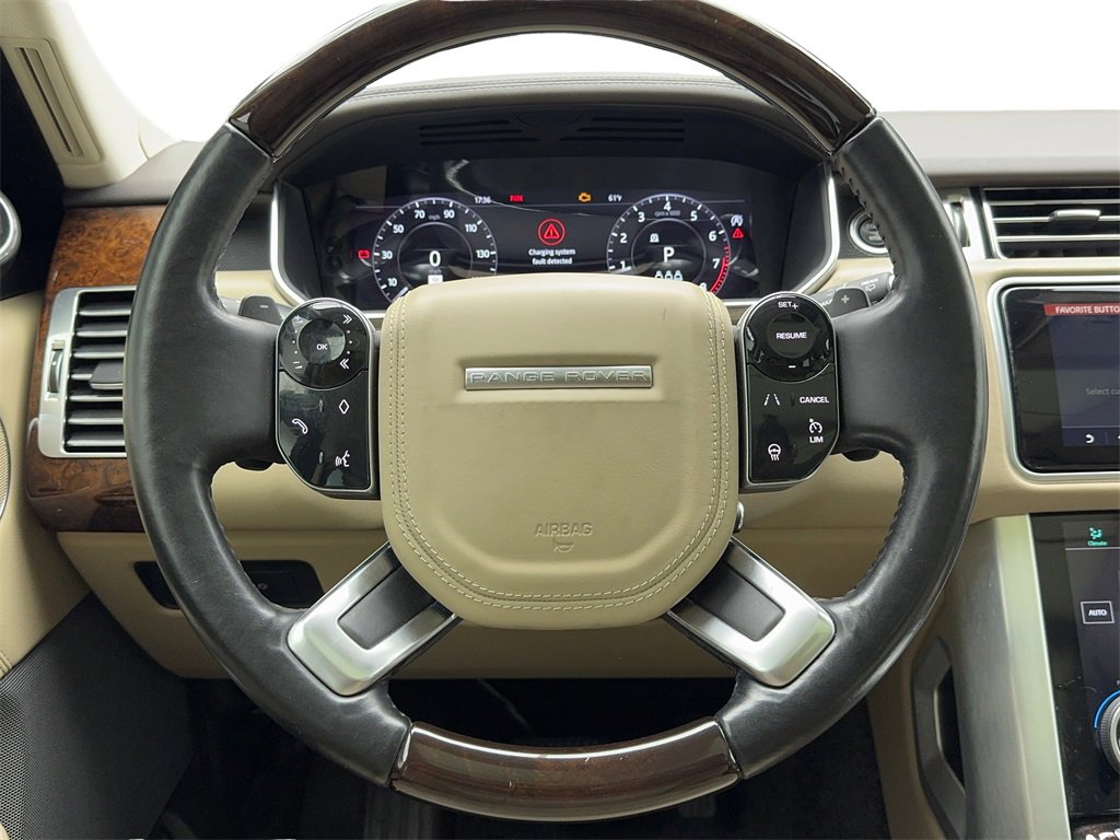 Used 2020 Land Rover Range Rover HSE image 19