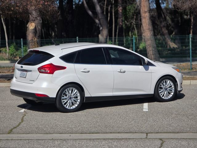 Used 2017 Ford Focus Titanium image 5