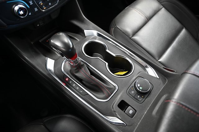 Used 2022 Chevrolet Traverse RS image 20