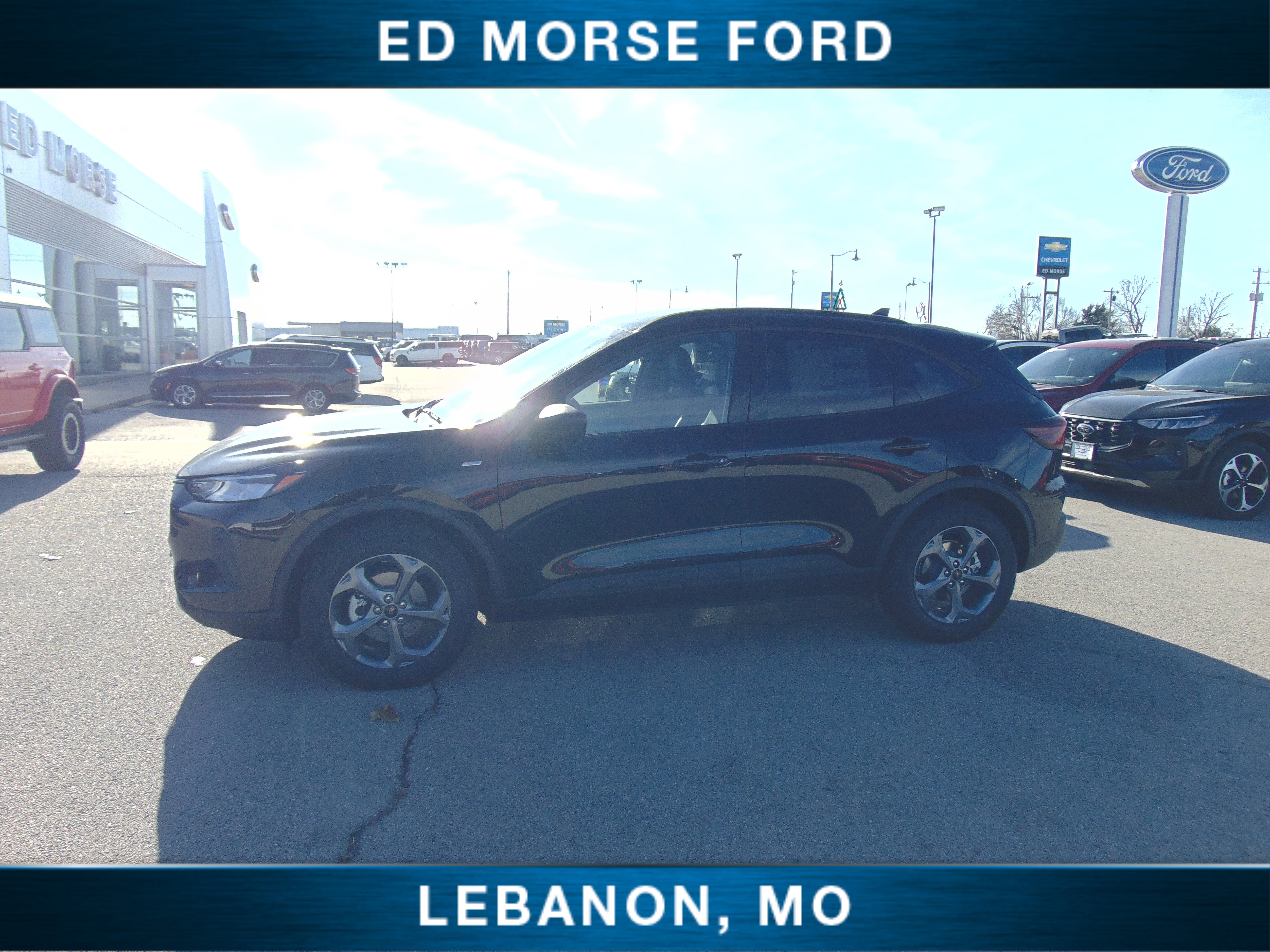 New 2026 Ford Escape ST-Line w/ Tech Pack #1 image 2