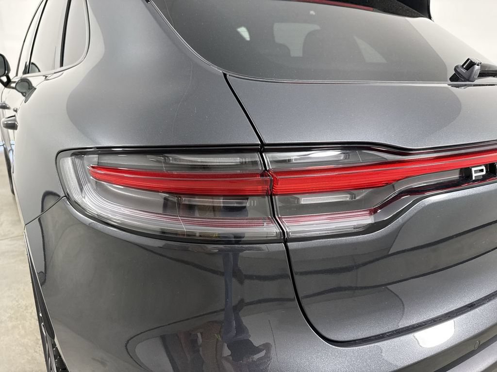 New 2026 Porsche Macan AWD/4WD image 17