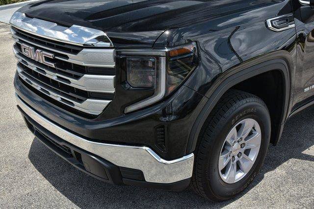 New 2025 GMC Sierra 1500 SLE w/ Preferred Package image 5