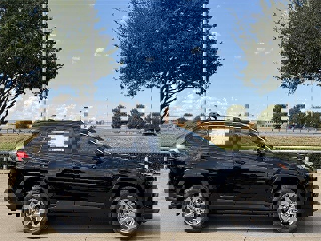 New 2025 Toyota RAV4 XLE image 3