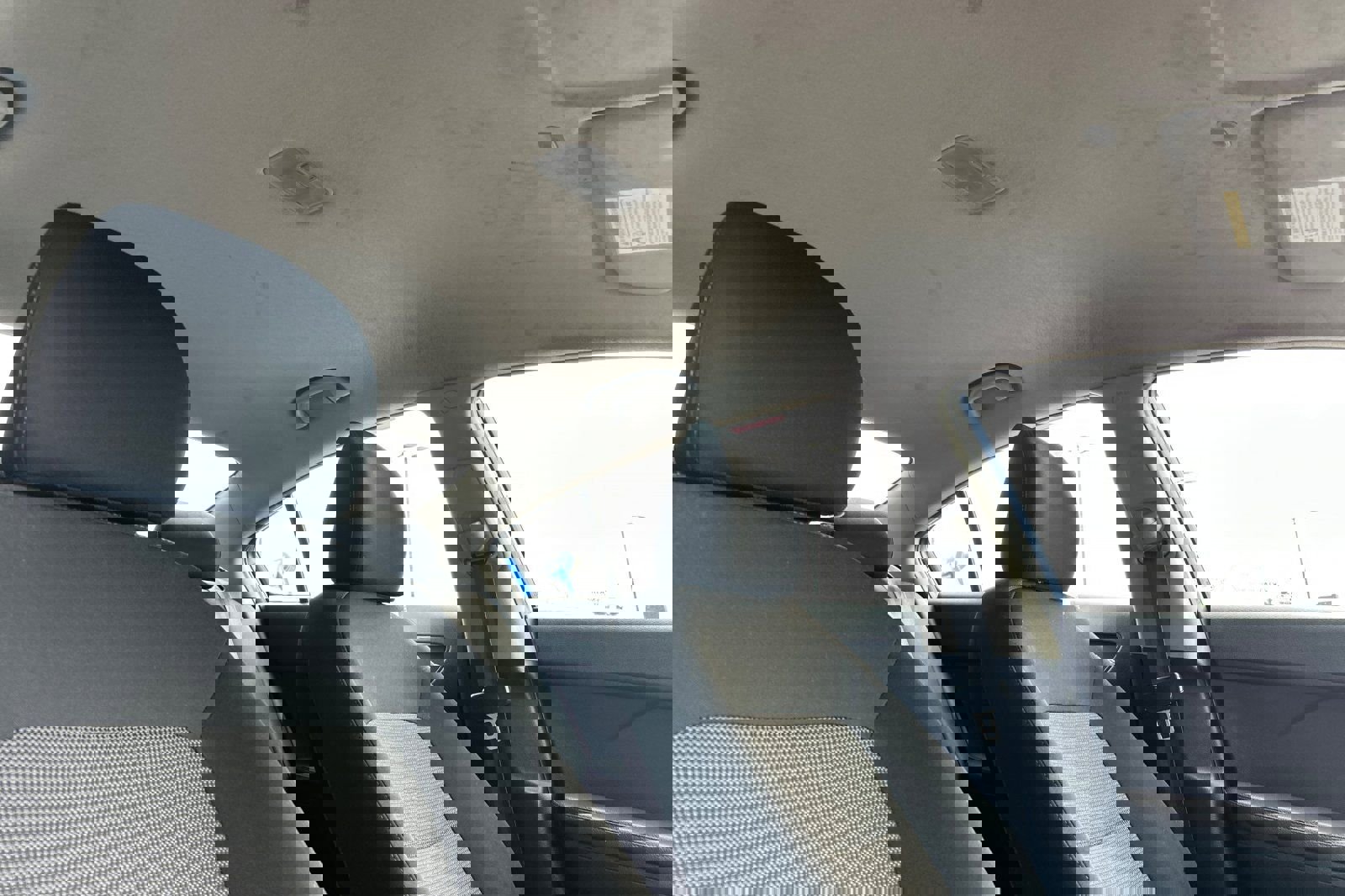 Used 2017 Kia Forte LX image 17