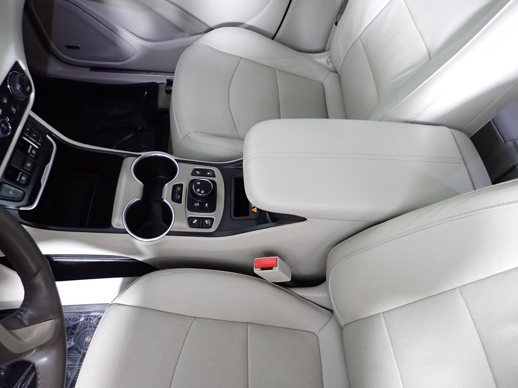 Used 2020 GMC Terrain Denali w/ Denali Premium Package AWD/4WD image 34