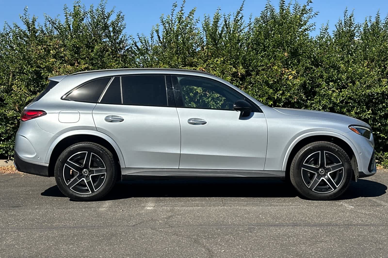 Certified 2026 Mercedes-Benz GLC 300 4MATIC image 2