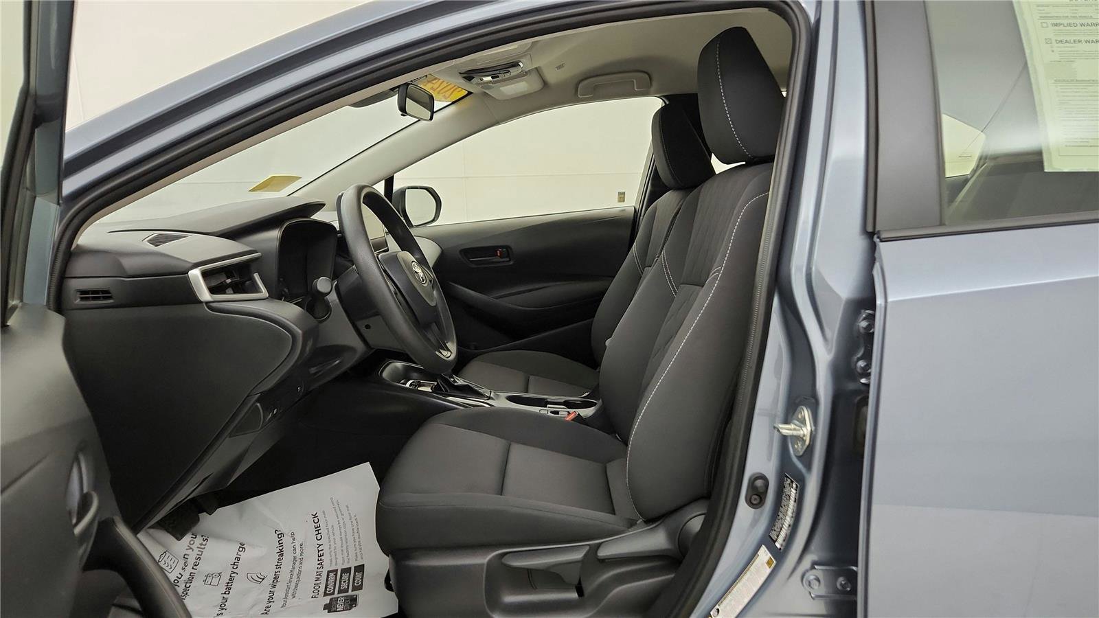 Certified 2024 Toyota Corolla LE image 33