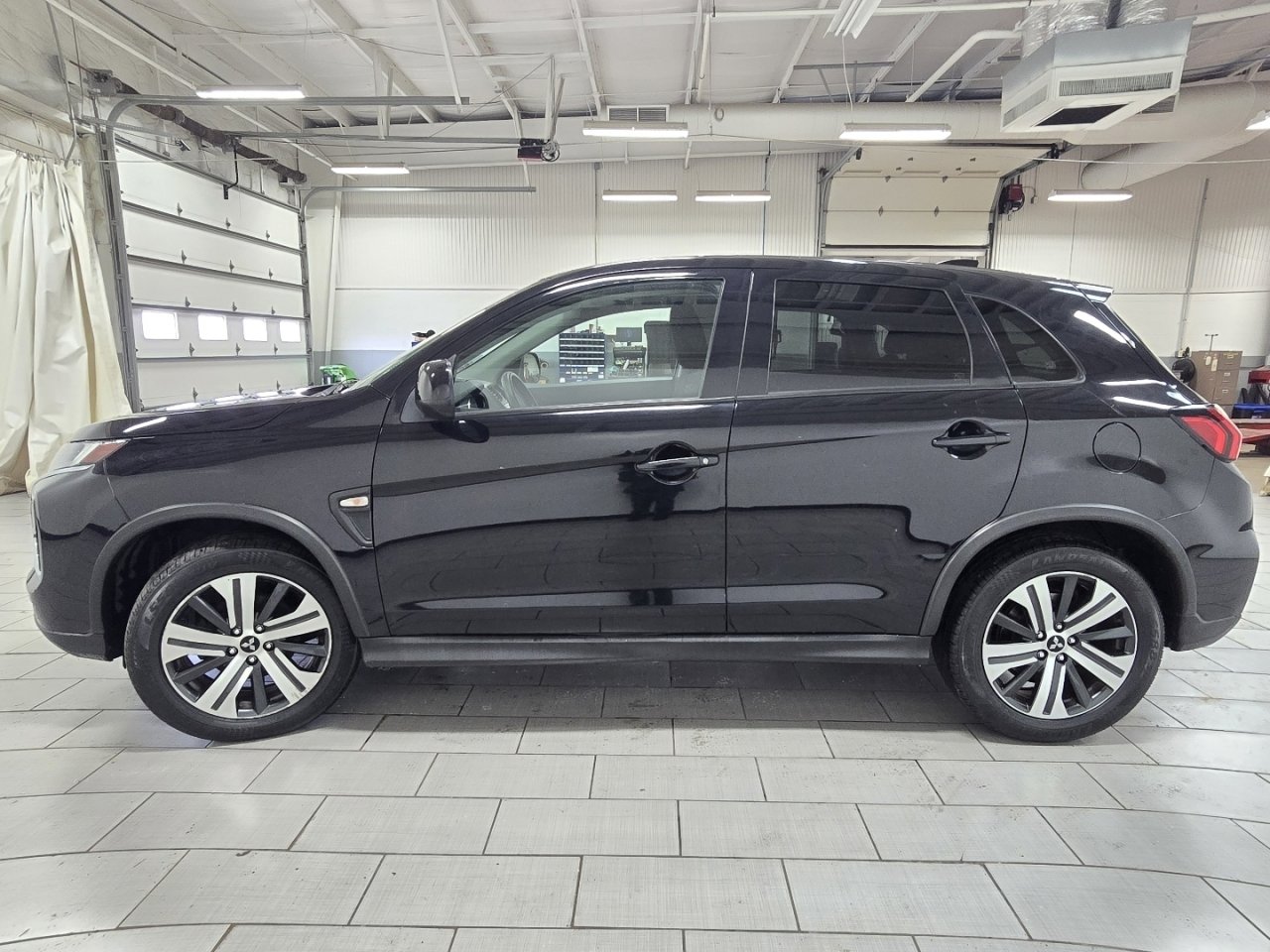 Used 2020 Mitsubishi Outlander Sport ES image 11