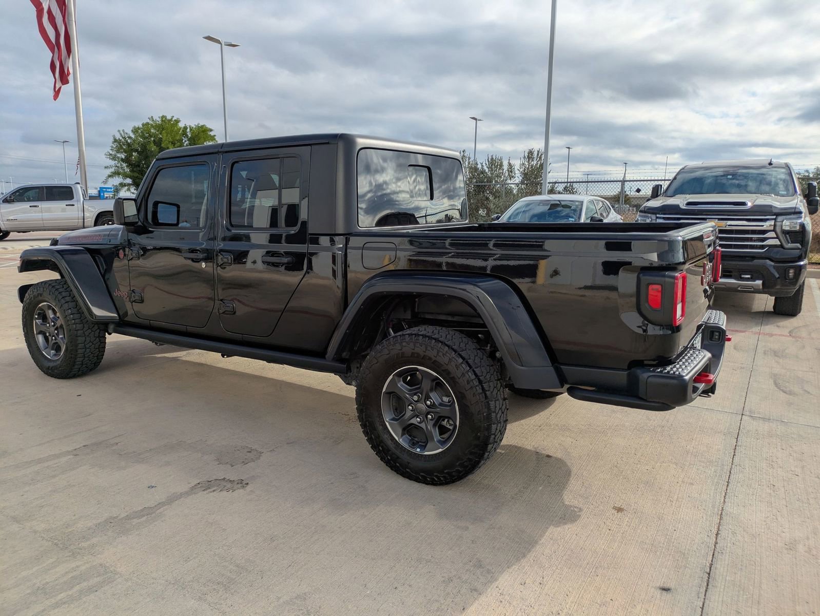 Used 2023 Jeep Gladiator Rubicon w/ Trailer Tow Package image 6