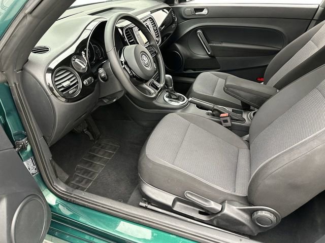 Used 2018 Volkswagen Beetle 2.0T S image 12