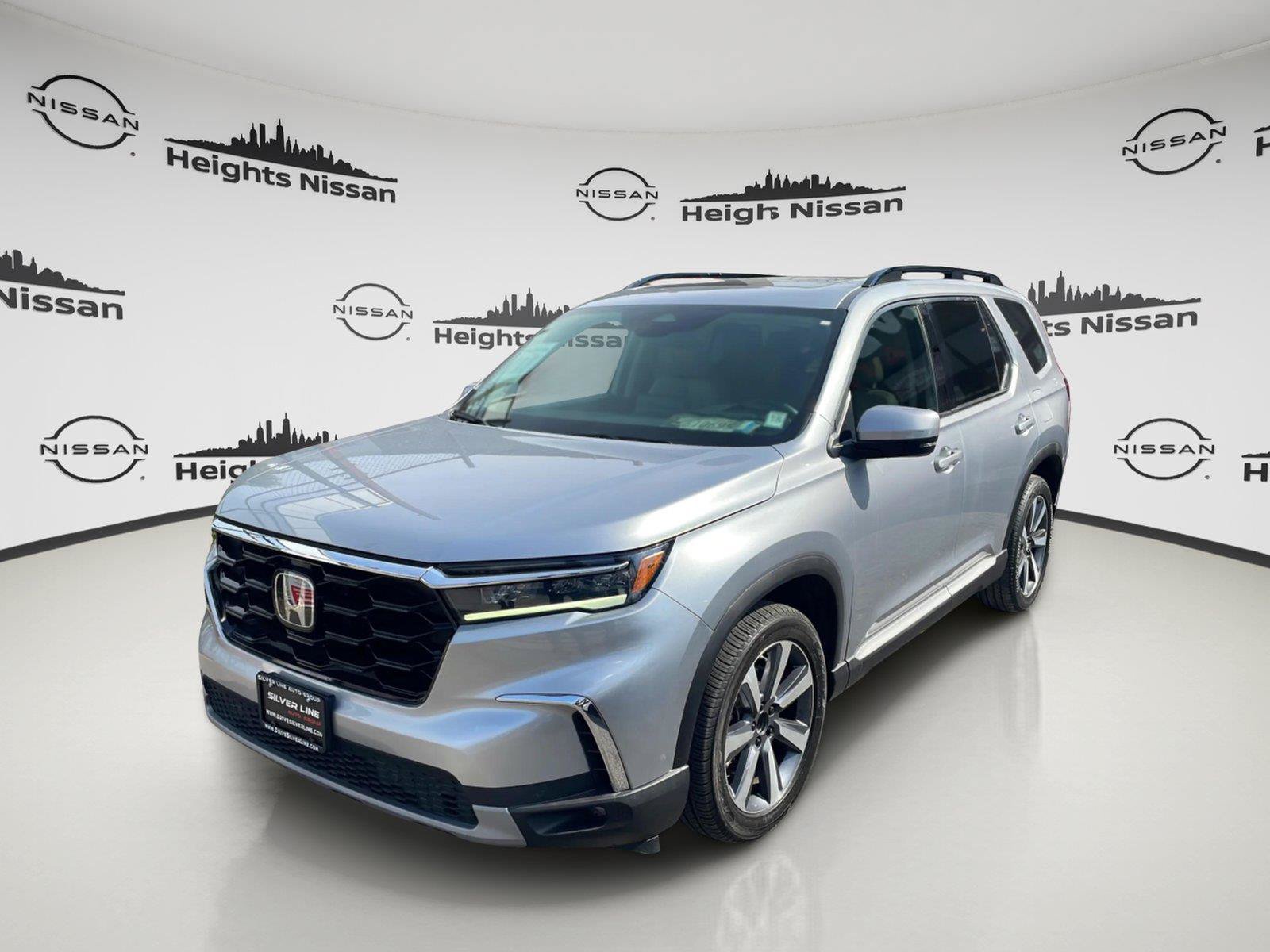 Used 2023 Honda Pilot Touring image 17
