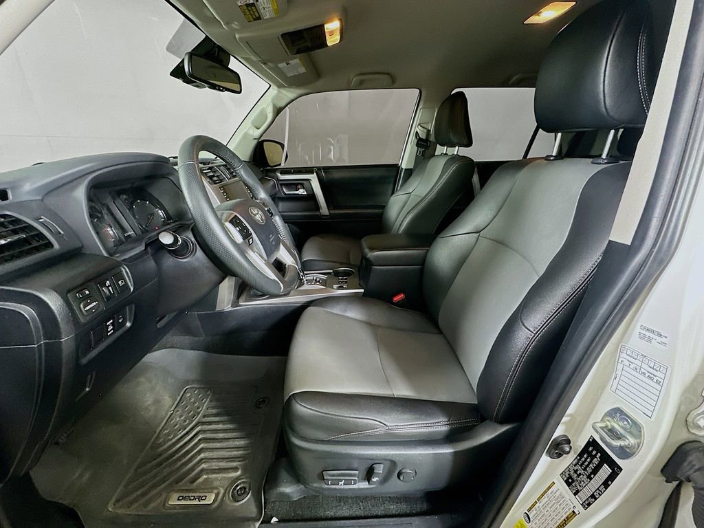 Used 2022 Toyota 4Runner SR5 Premium AWD/4WD image 15