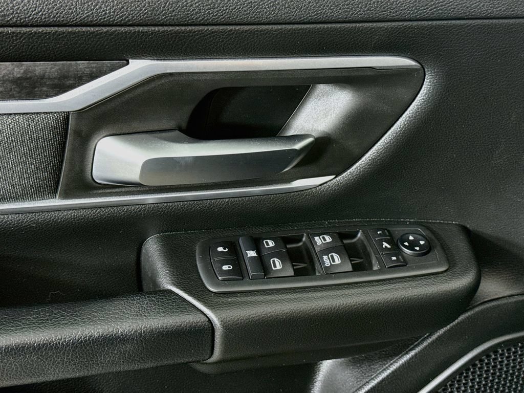 Used 2020 RAM 1500 Big Horn AWD/4WD image 22