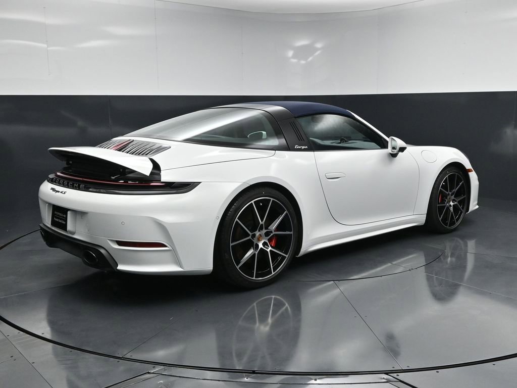 Certified 2026 Porsche 911 Targa 4S AWD/4WD image 9