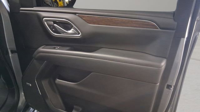 Used 2022 Chevrolet Suburban High Country image 18