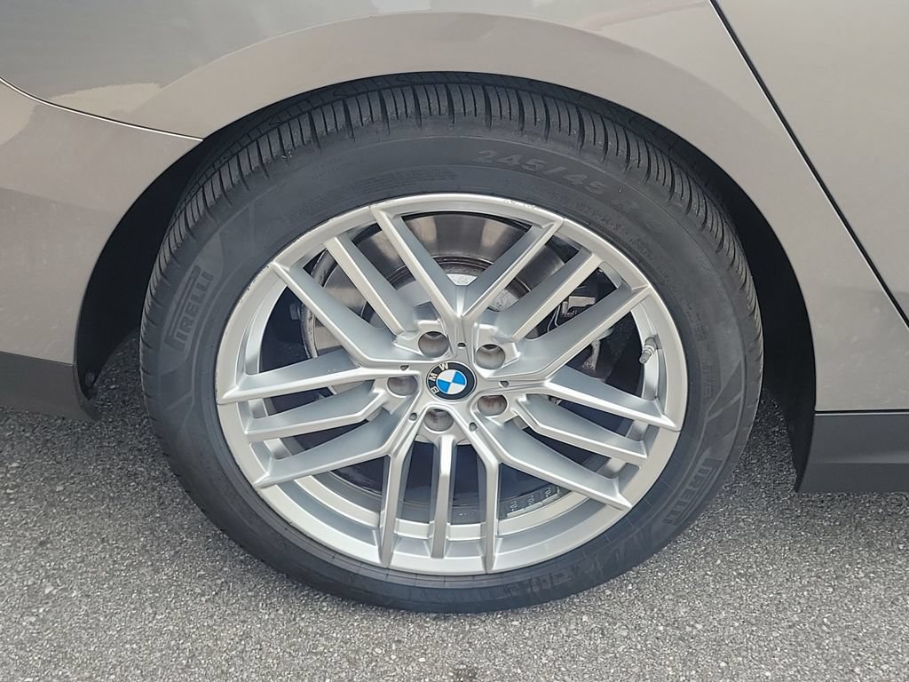 Used 2024 BMW 530i xDrive w/ Premium Package AWD/4WD image 14
