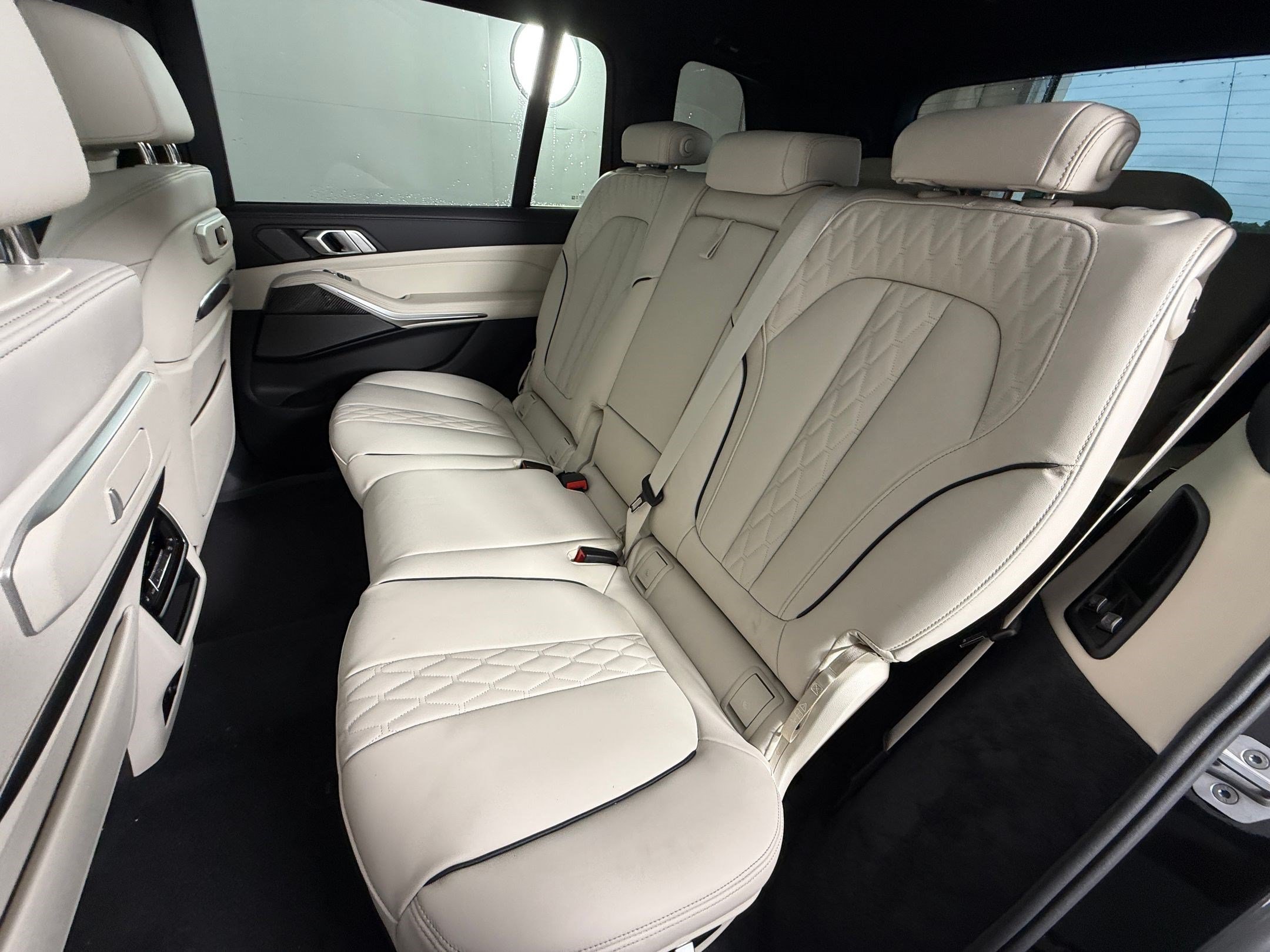 New 2027 BMW X7 M60i AWD/4WD image 14
