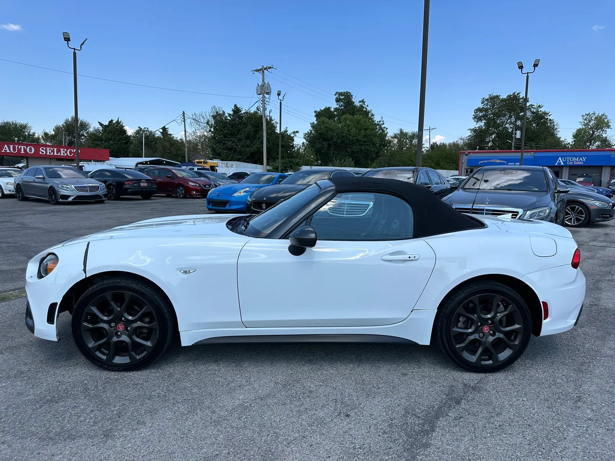 Used 2018 FIAT 124 Spider Abarth w/ Convenience Group RWD image 47