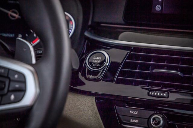 Used 2018 BMW 540i image 31