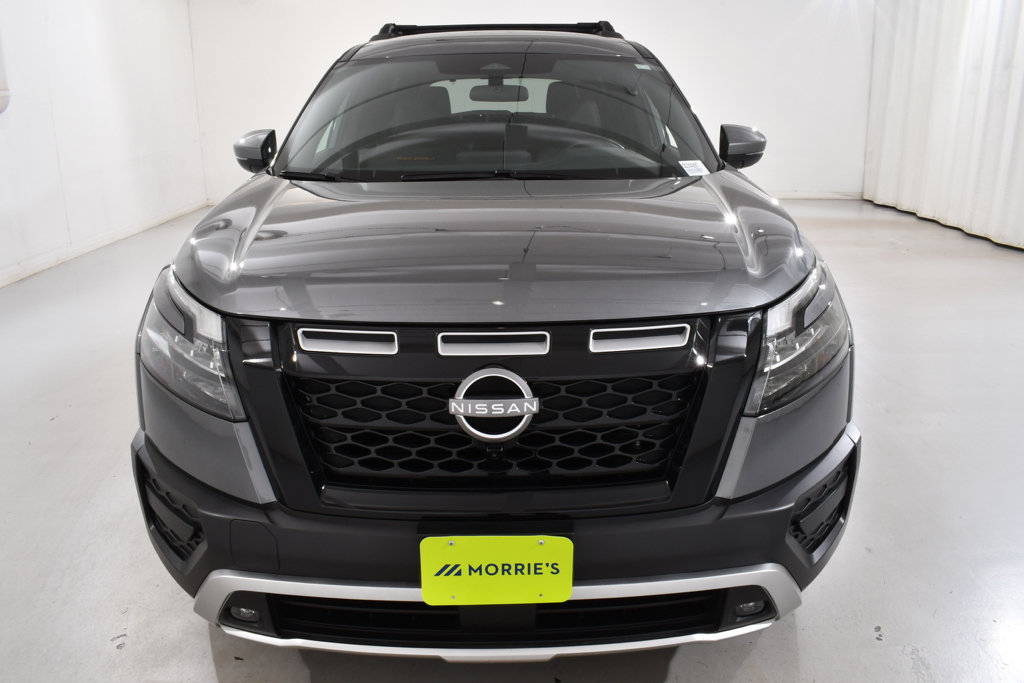 Used 2025 Nissan Pathfinder Rock Creek AWD/4WD image 3