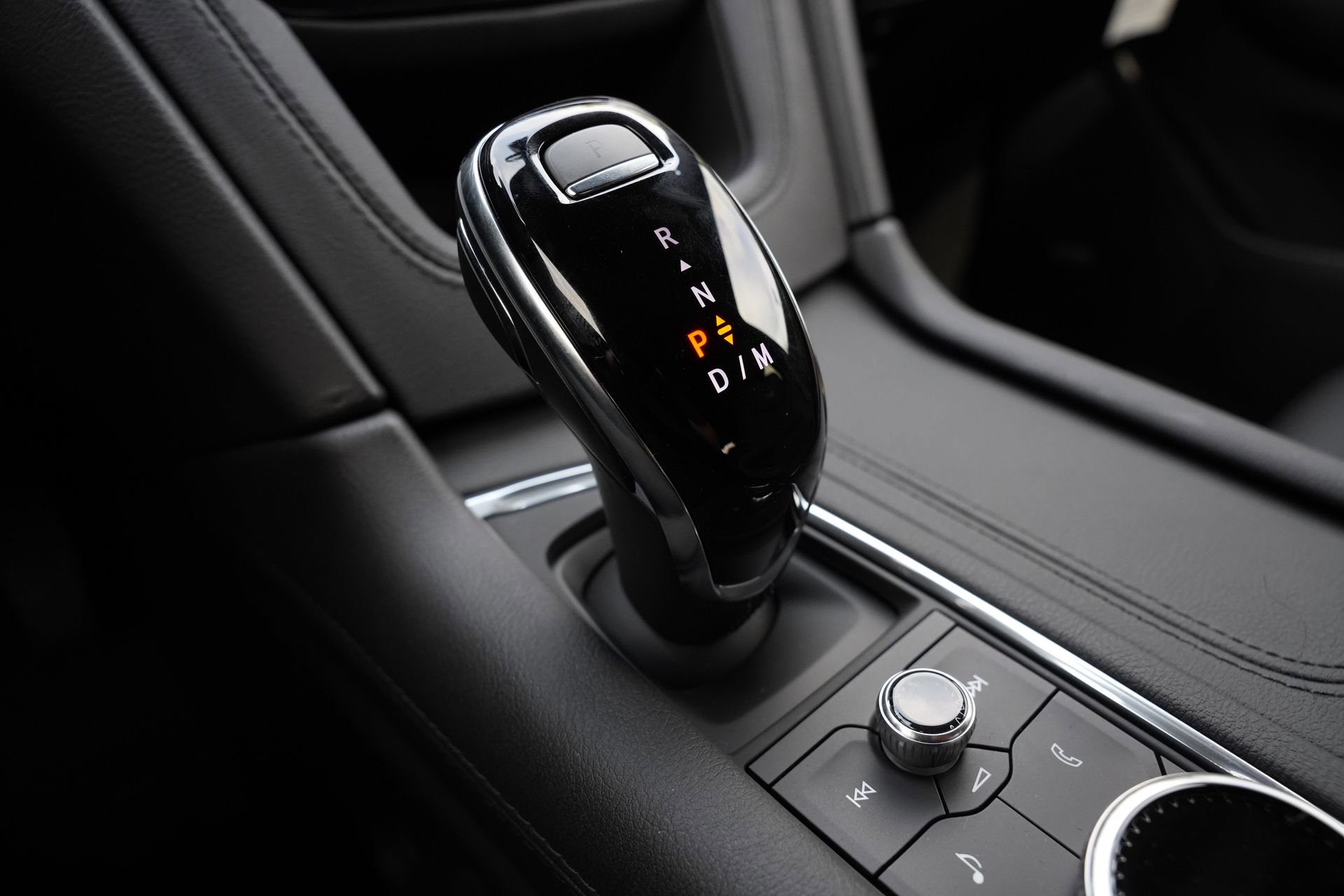 New 2026 Cadillac XT5 Luxury w/ LPO, Floor Liner Package image 14