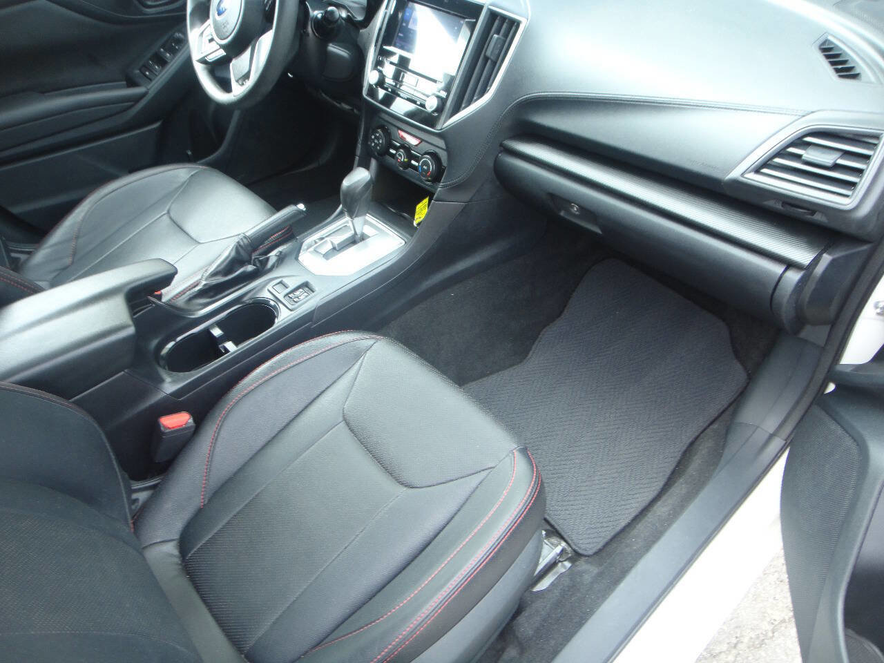 Used 2021 Subaru Impreza 2.0i Premium image 14