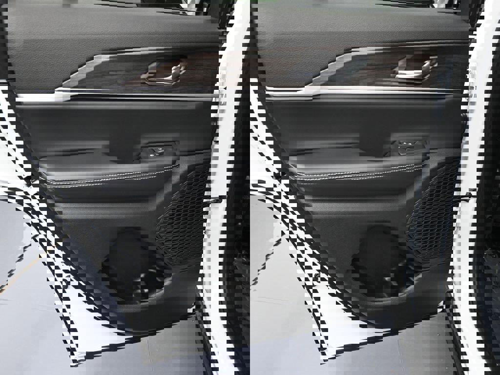 New 2025 Jeep Grand Cherokee Limited image 28