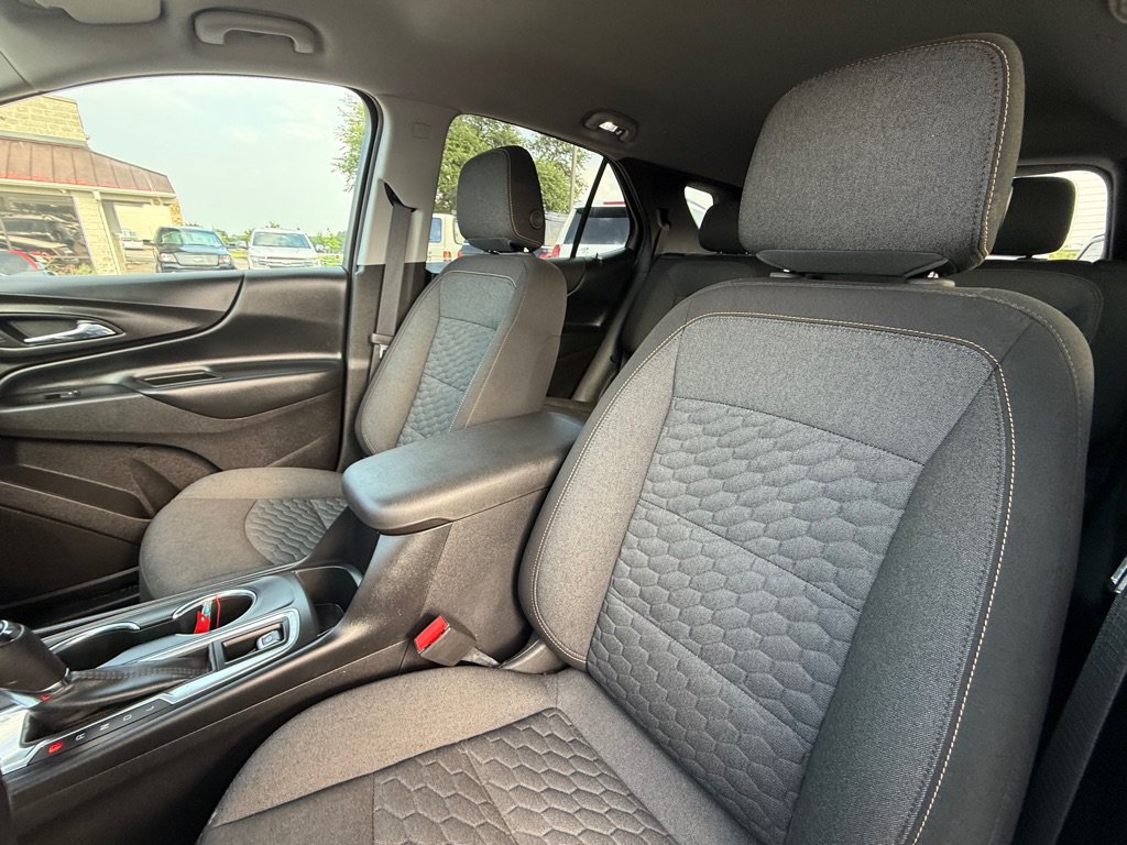 Used 2019 Chevrolet Equinox LT FWD image 16