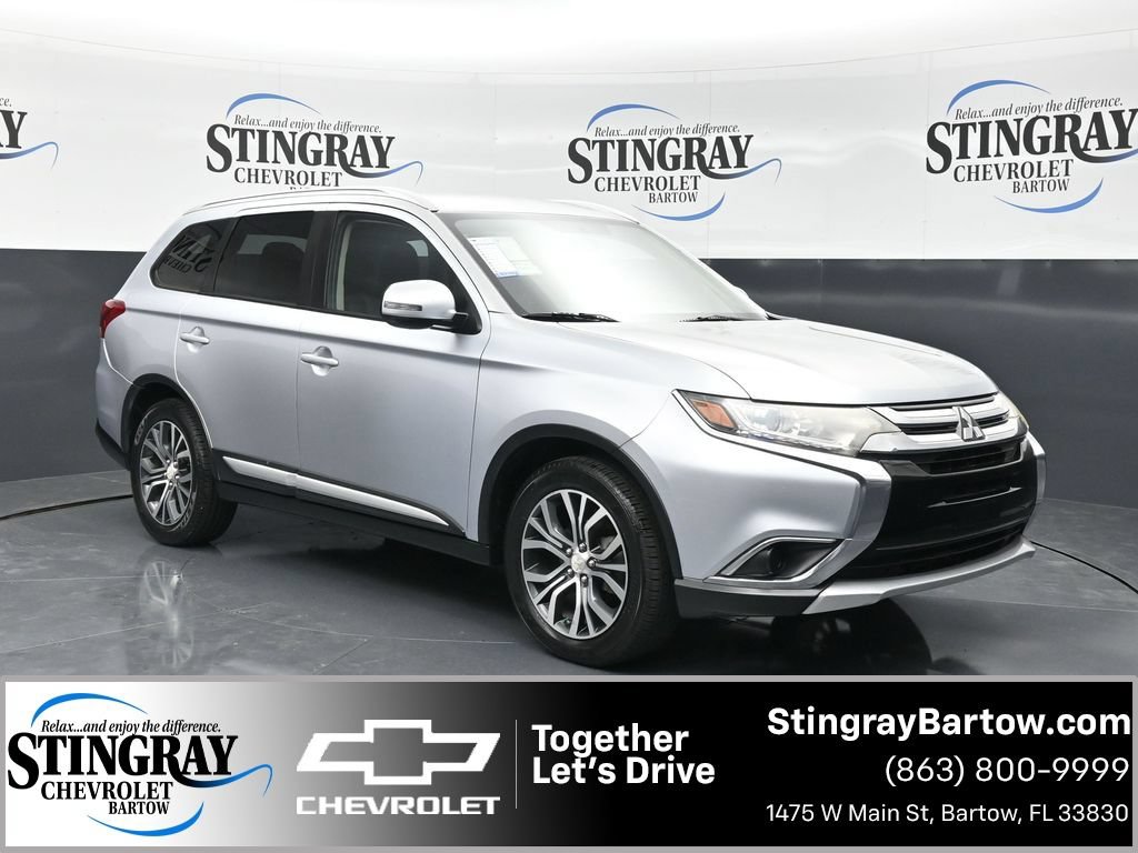 Used 2017 Mitsubishi Outlander ES