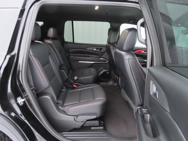 Used 2024 Chevrolet Traverse Z71 w/ Enhanced Driving Package image 28