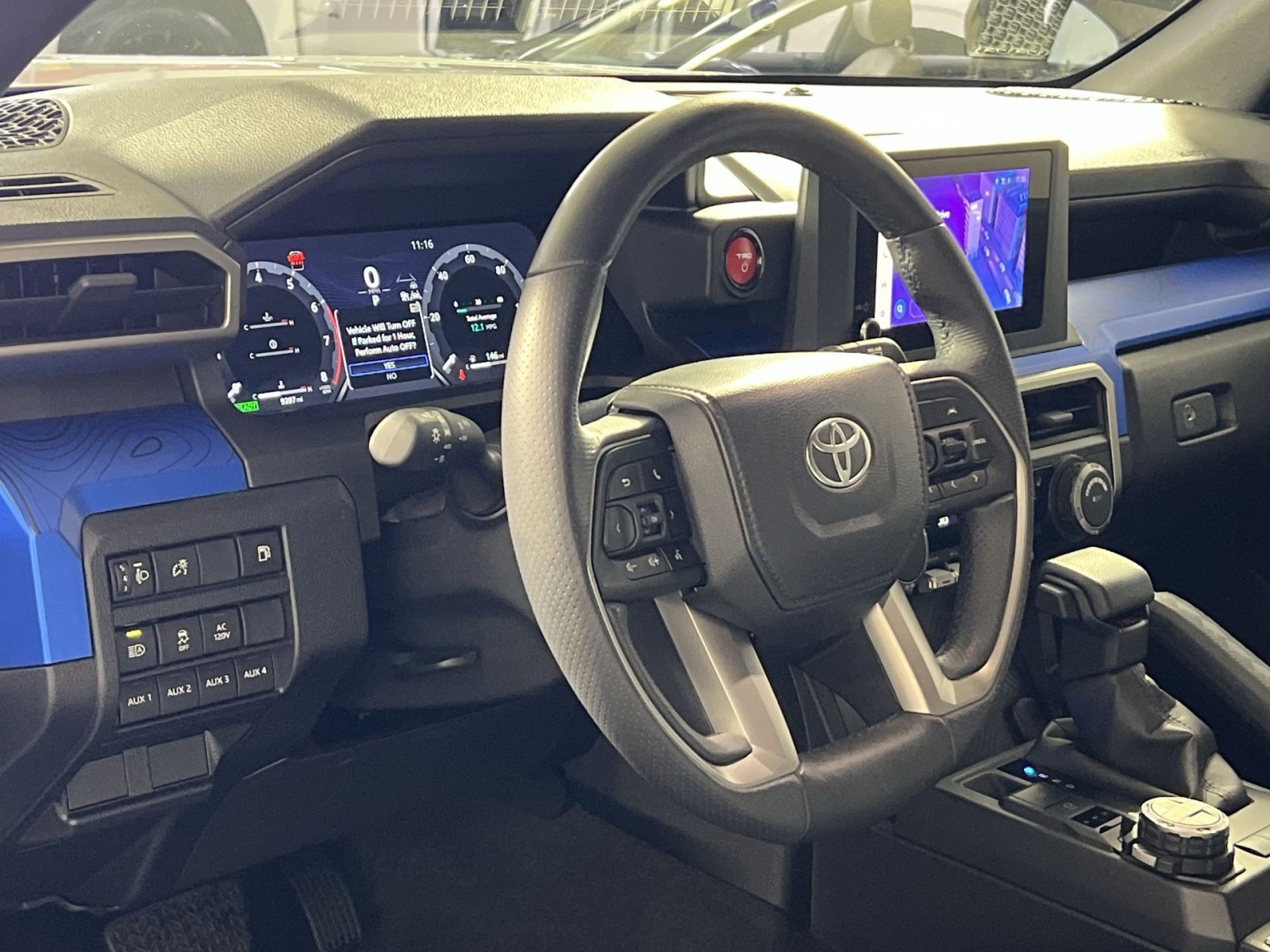 Used 2025 Toyota 4Runner TRD Off-Road image 16