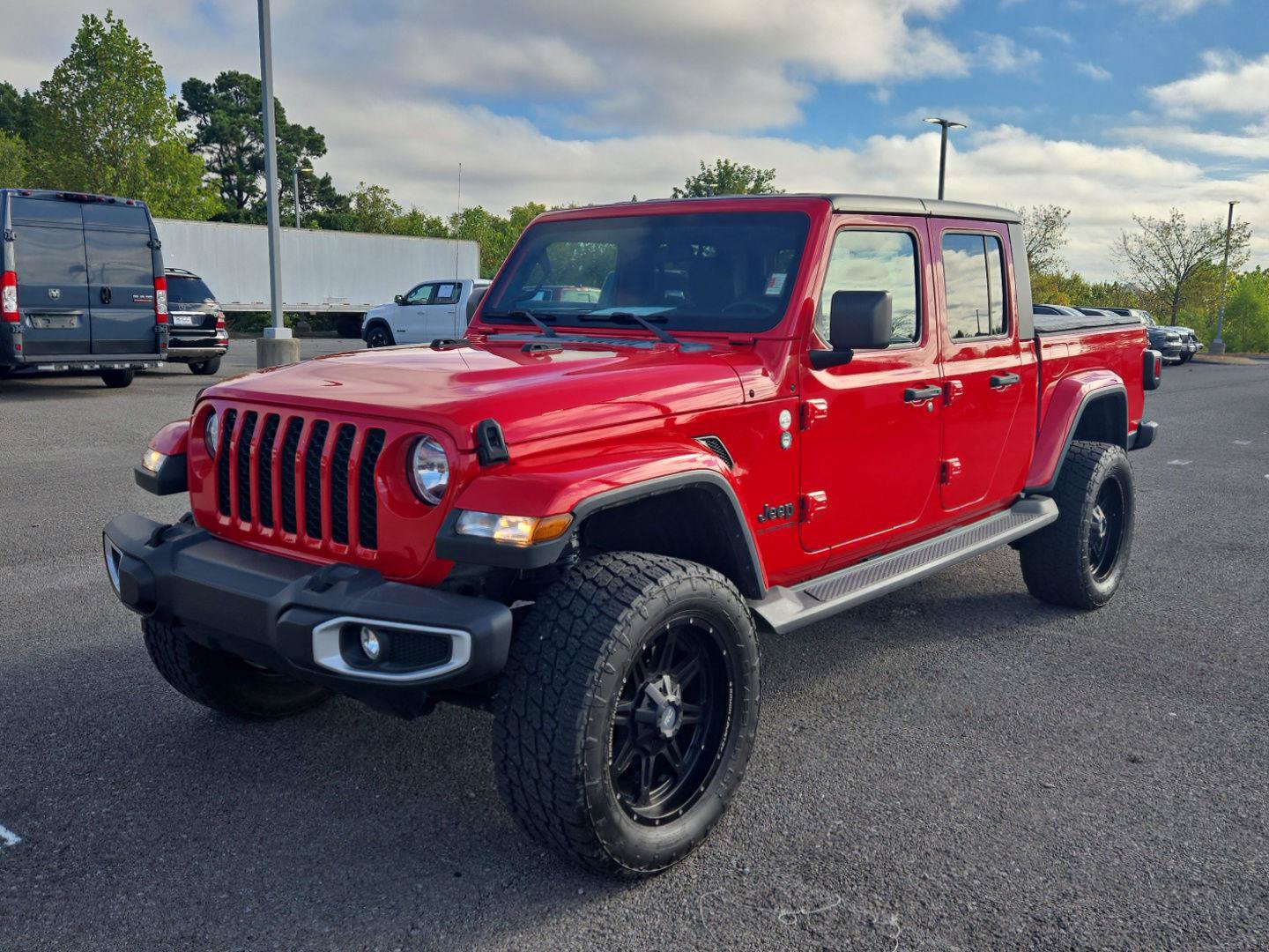 Used 2021 Jeep Gladiator Sport AWD/4WD image 3