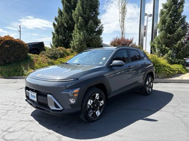Used 2025 Hyundai Kona SEL AWD/4WD image 1
