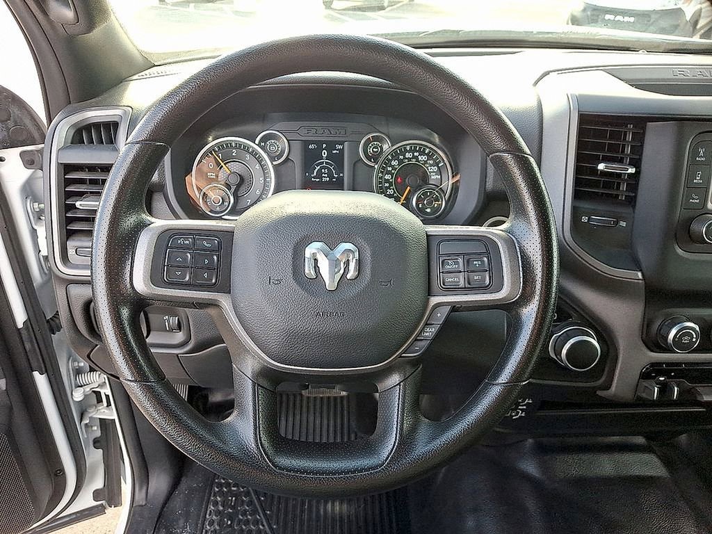 Used 2022 RAM 2500 Tradesman w/ Chrome Appearance Group AWD/4WD image 19