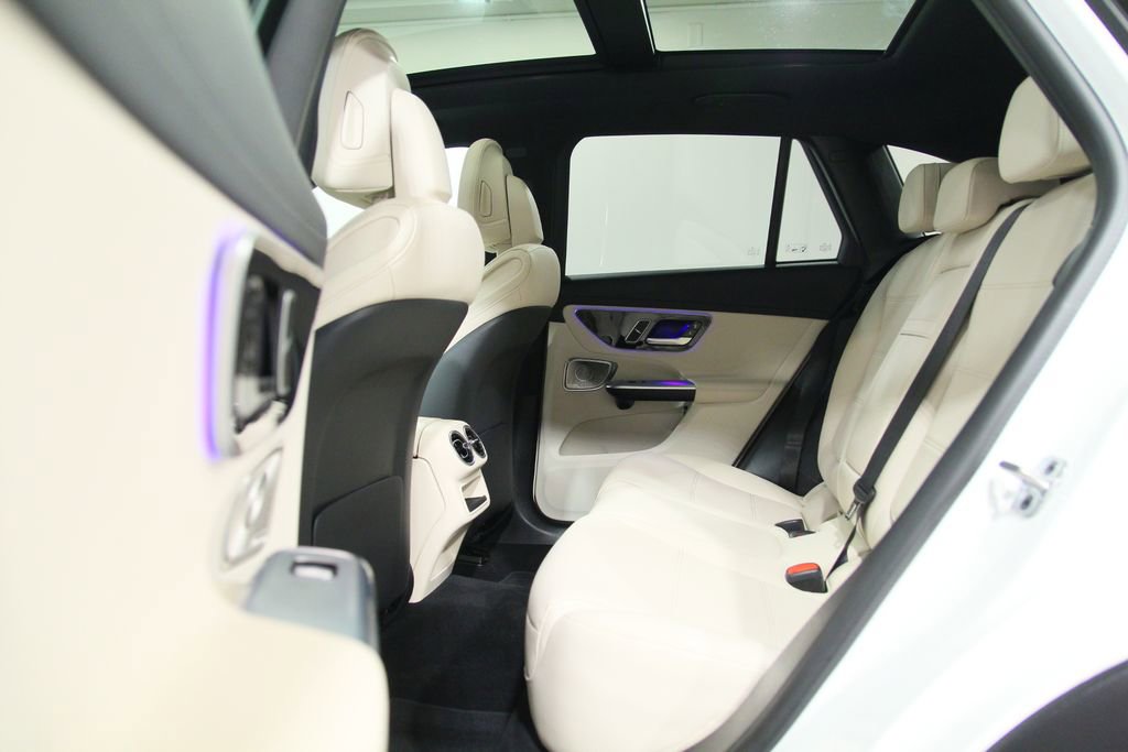 Certified 2023 Mercedes-Benz GLC 300 4MATIC image 30