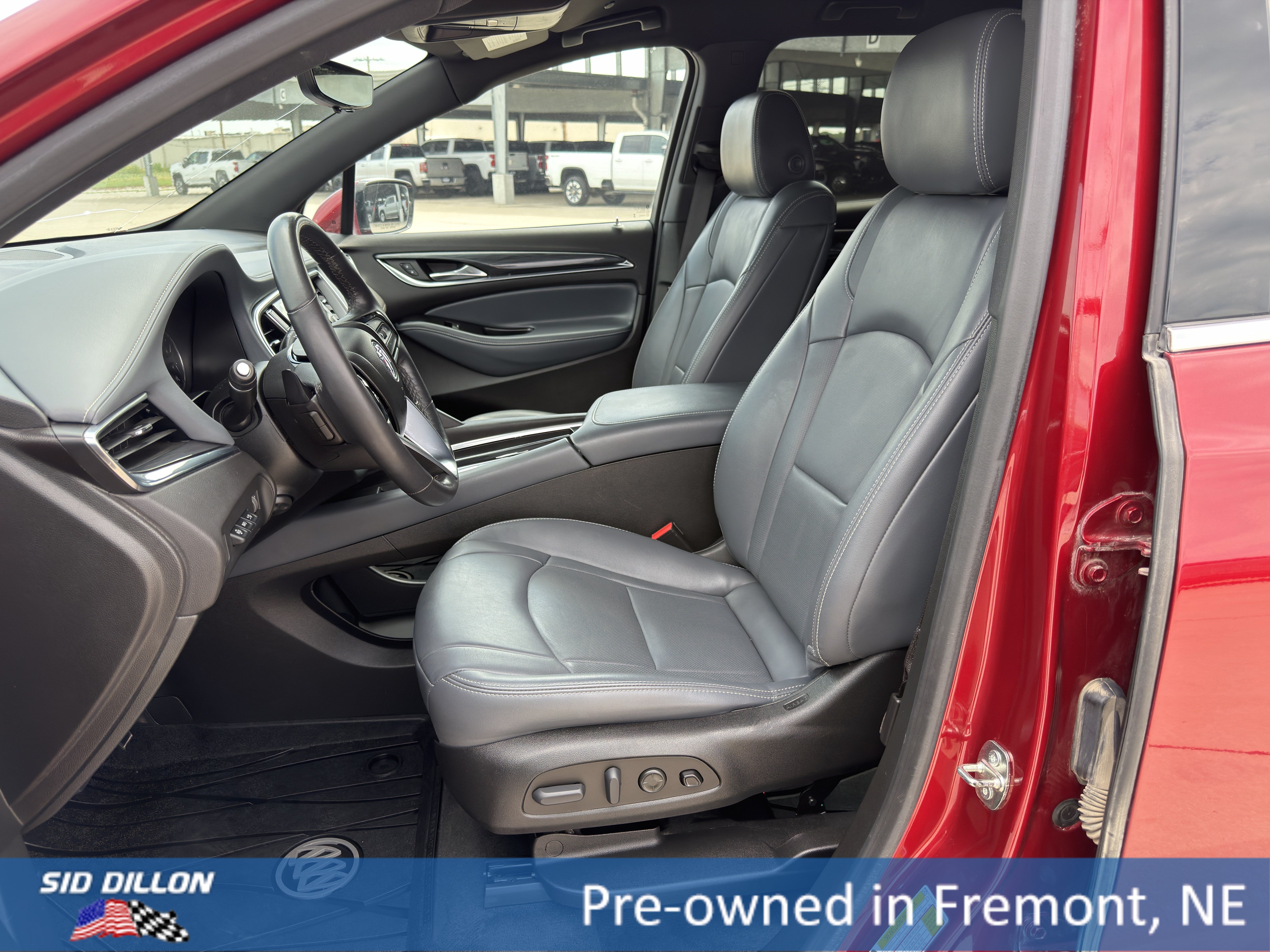 Used 2023 Buick Enclave Premium AWD/4WD image 15