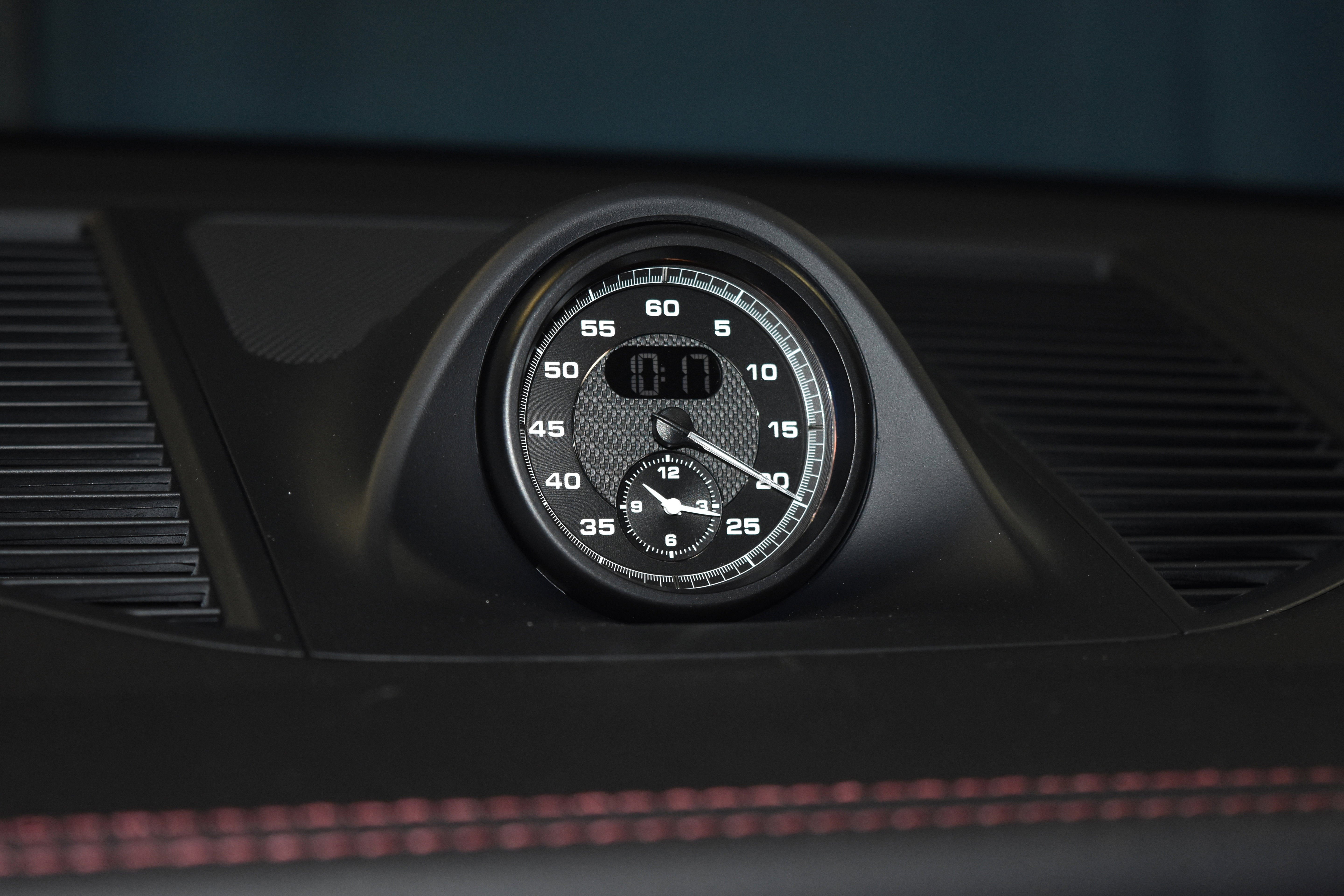 New 2026 Porsche Macan S image 12