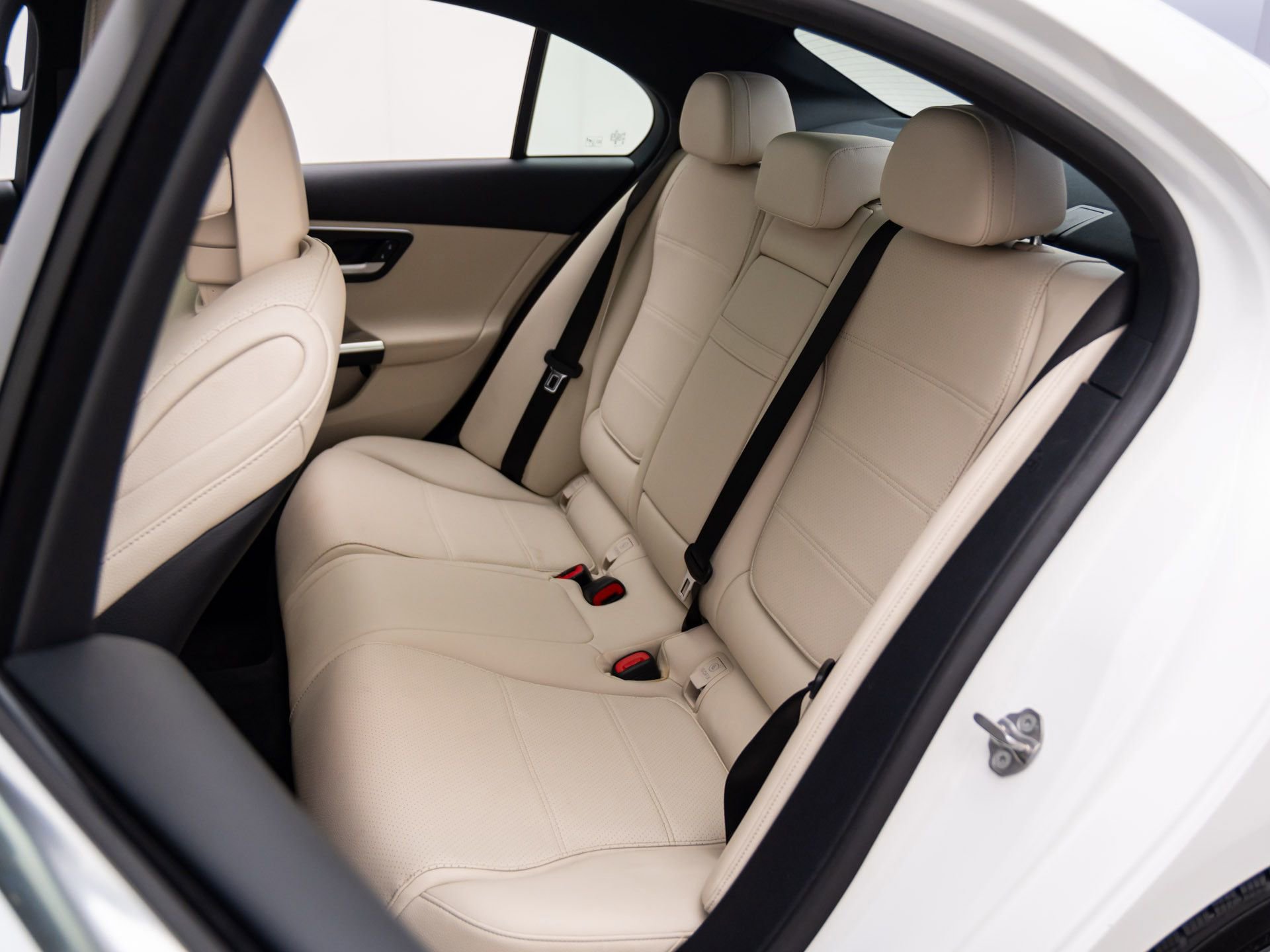 Certified 2023 Mercedes-Benz C 300 4MATIC Sedan image 19