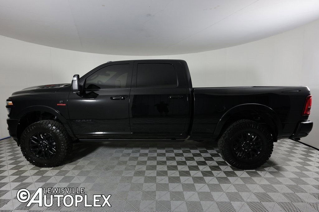 Used 2025 RAM 2500 Limited image 9