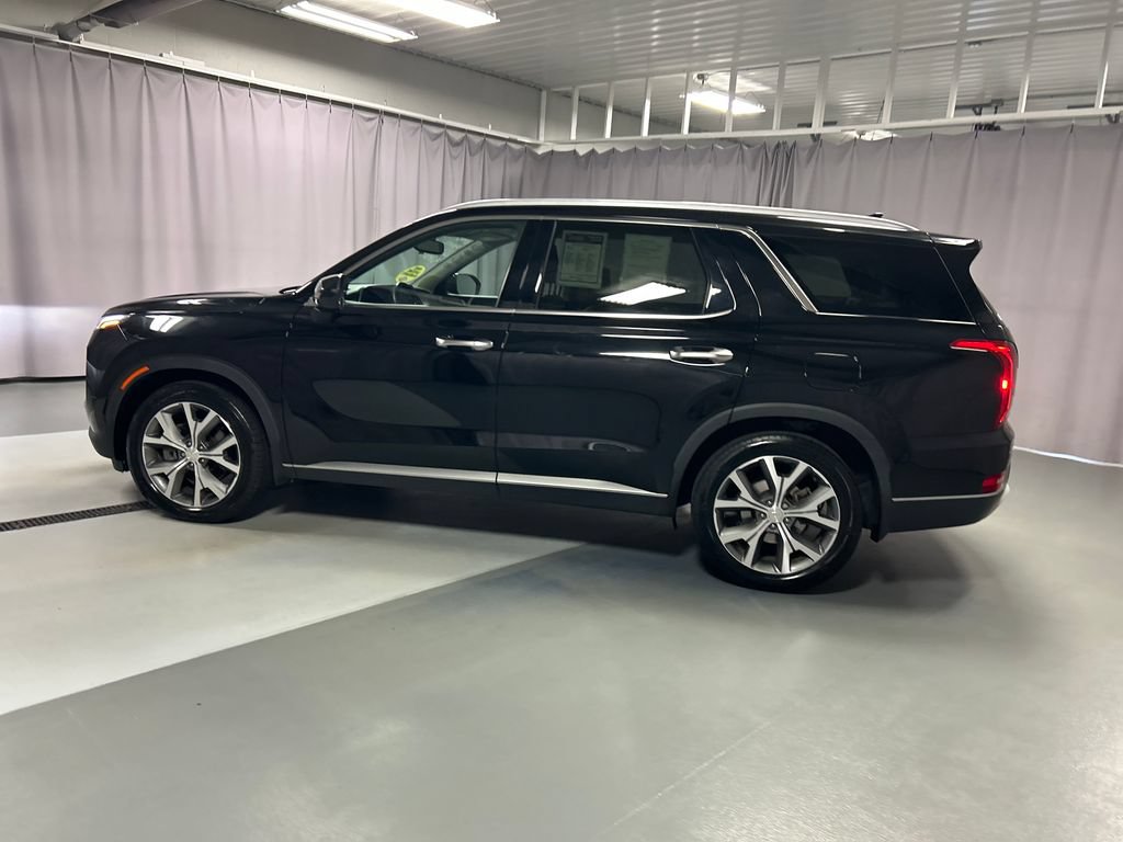 Used 2022 Hyundai Palisade SEL w/ Premium Package FWD image 4