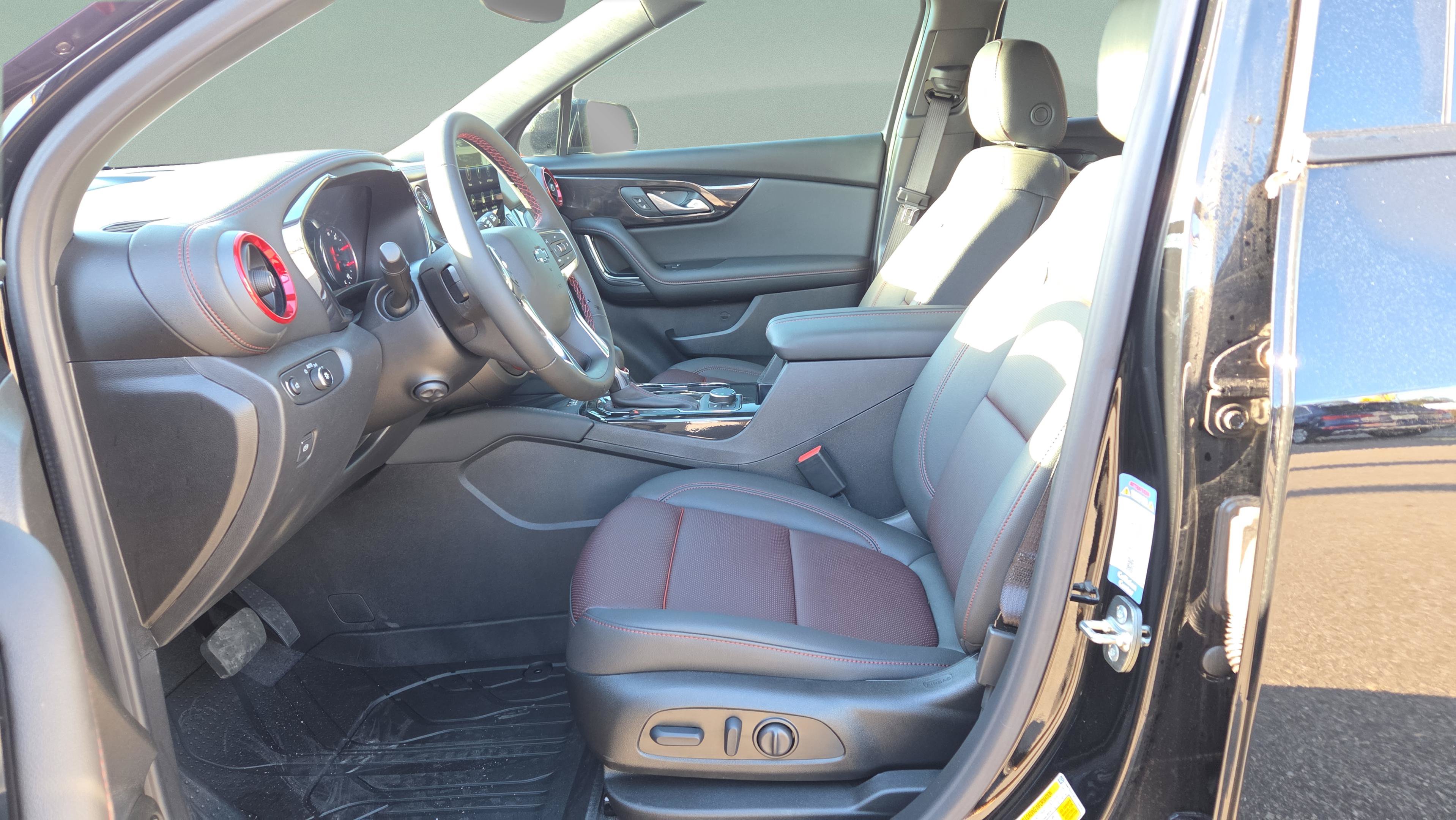 New 2026 Chevrolet Blazer RS w/ Driver Confidence II Package FWD image 17