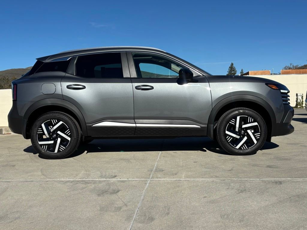 New 2026 Nissan Kicks SV w/ SV Premium Package FWD image 2