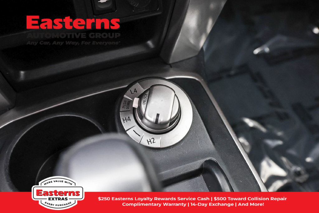 Used 2014 Toyota 4Runner SR5 AWD/4WD image 21