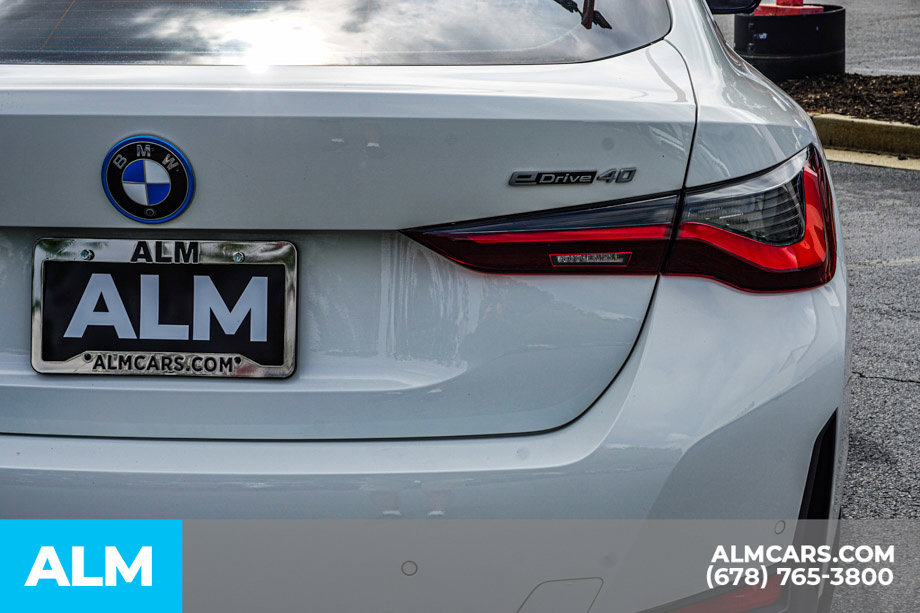 Used 2023 BMW i4 eDrive40 RWD image 12