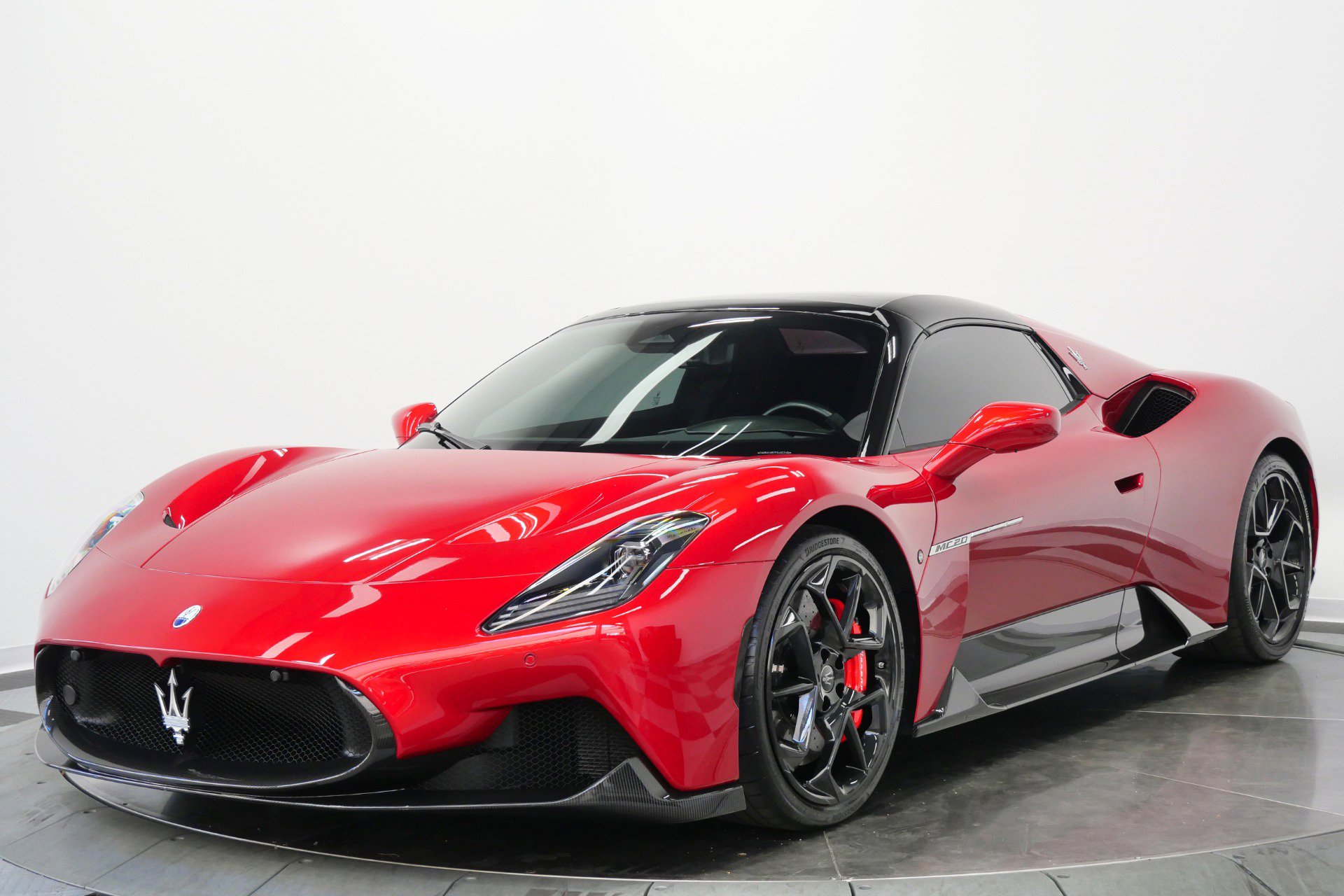 Used 2023 Maserati MC20 Spyder RWD image 5